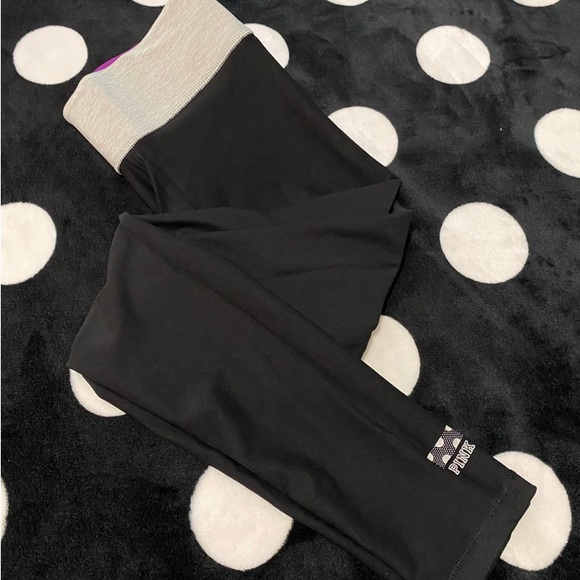 NWT VS PINK XS/S RARE SET - Picture 4 of 9